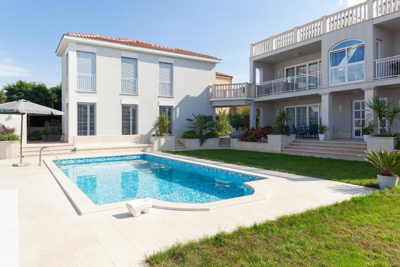 Deluxe Apartments Vila Carissa Malinska Zewnętrze zdjęcie